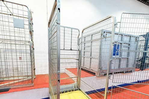 Jumbo Demountable Roll Containers 2 Jumbo Demountable Roll Containers 2